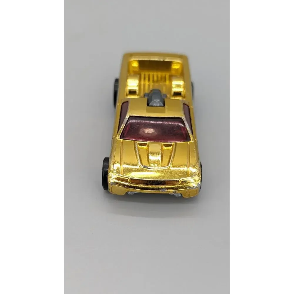 Mattel 2003 Hot Wheels Gold Bedlam Truck Car 1:64 Diecast Car